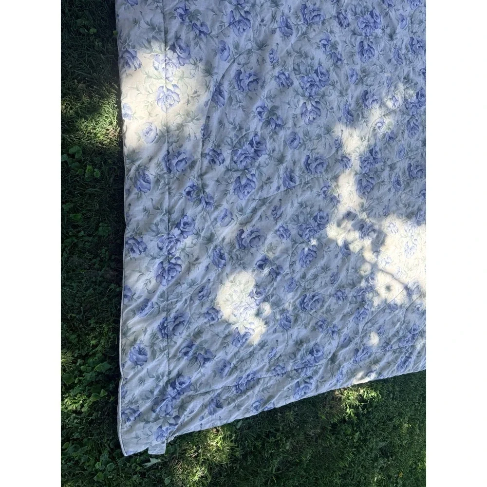 Cannon Queen Full Blue Floral Cotton Bedding Comforter Reversible Stripes